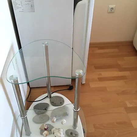 Apartament *
